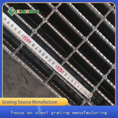 Stalowa krata zgrzewana ciśnieniowo Dostosowana cynkowana ogniowo