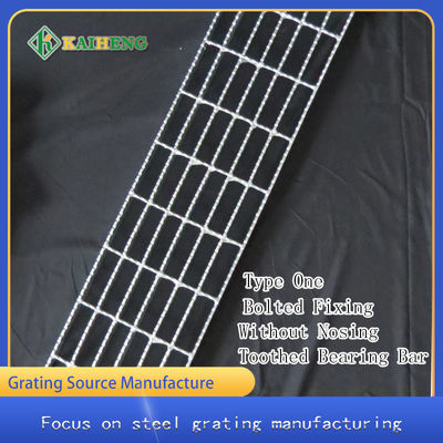 Zewnętrzna antypoślizgowa metalowa drabina T1 ocynkowane stopnie schodowe Płyta schodowa